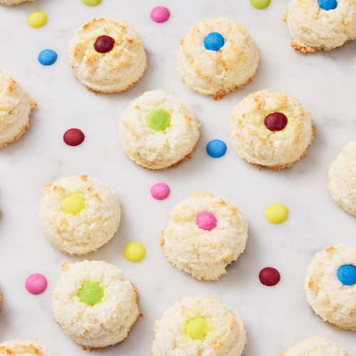 coconut macaroons with melting morsels