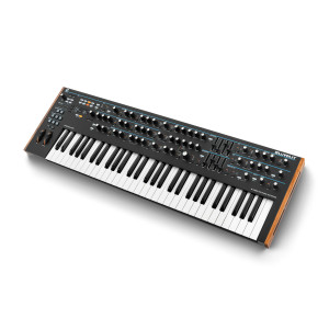 Novation Summit Right