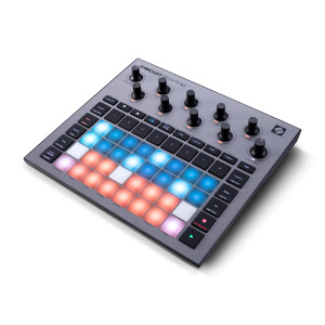 Novation Circuit Rhythm Right