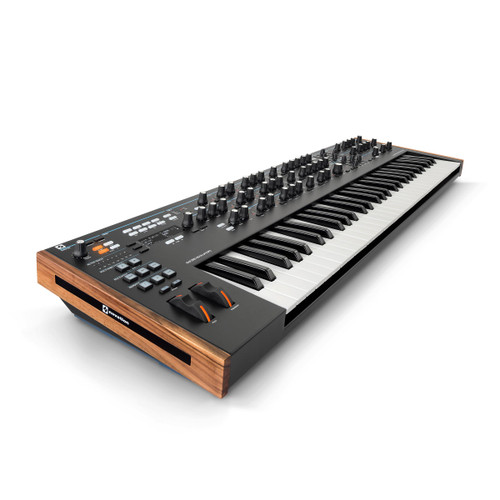 Novation Summit Left